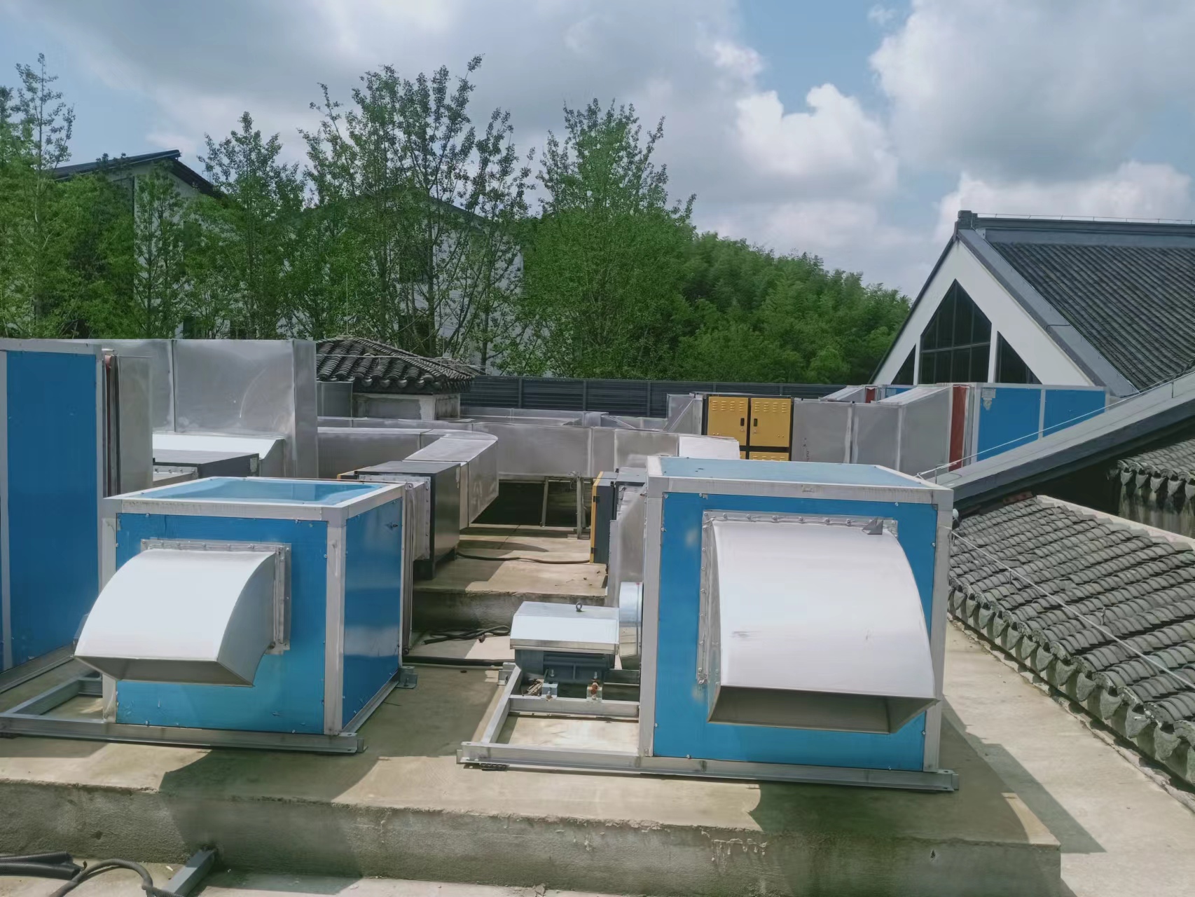 六安聆心谷度假通風風機油煙凈化項目